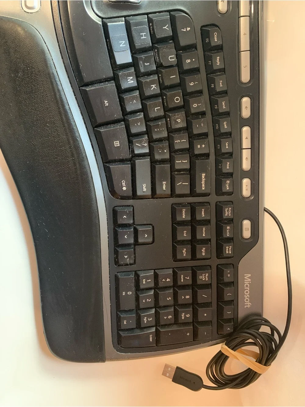 Microsoft Natural Ergonomic Keyboard 4000 v1.0 Model KU-0462 USB Tested